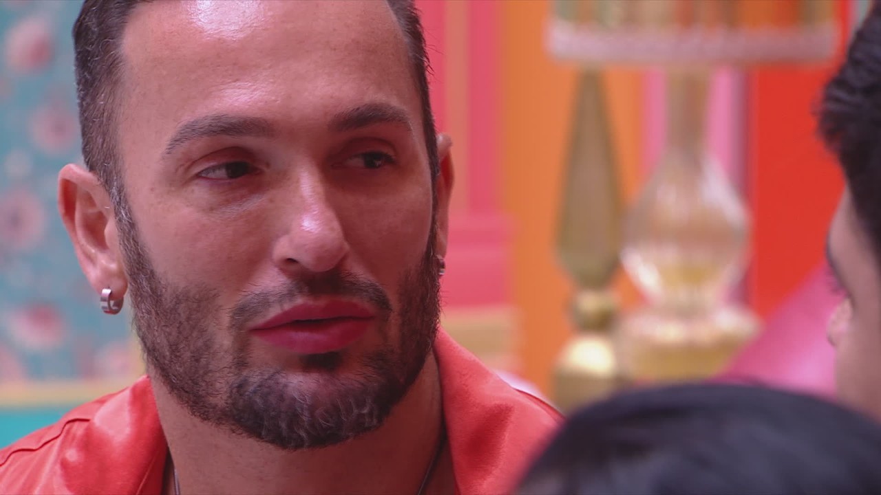 Diego Hypolito elogia Renata e comenta sobre Paredão: 'O mais difícil para mim até o momento'