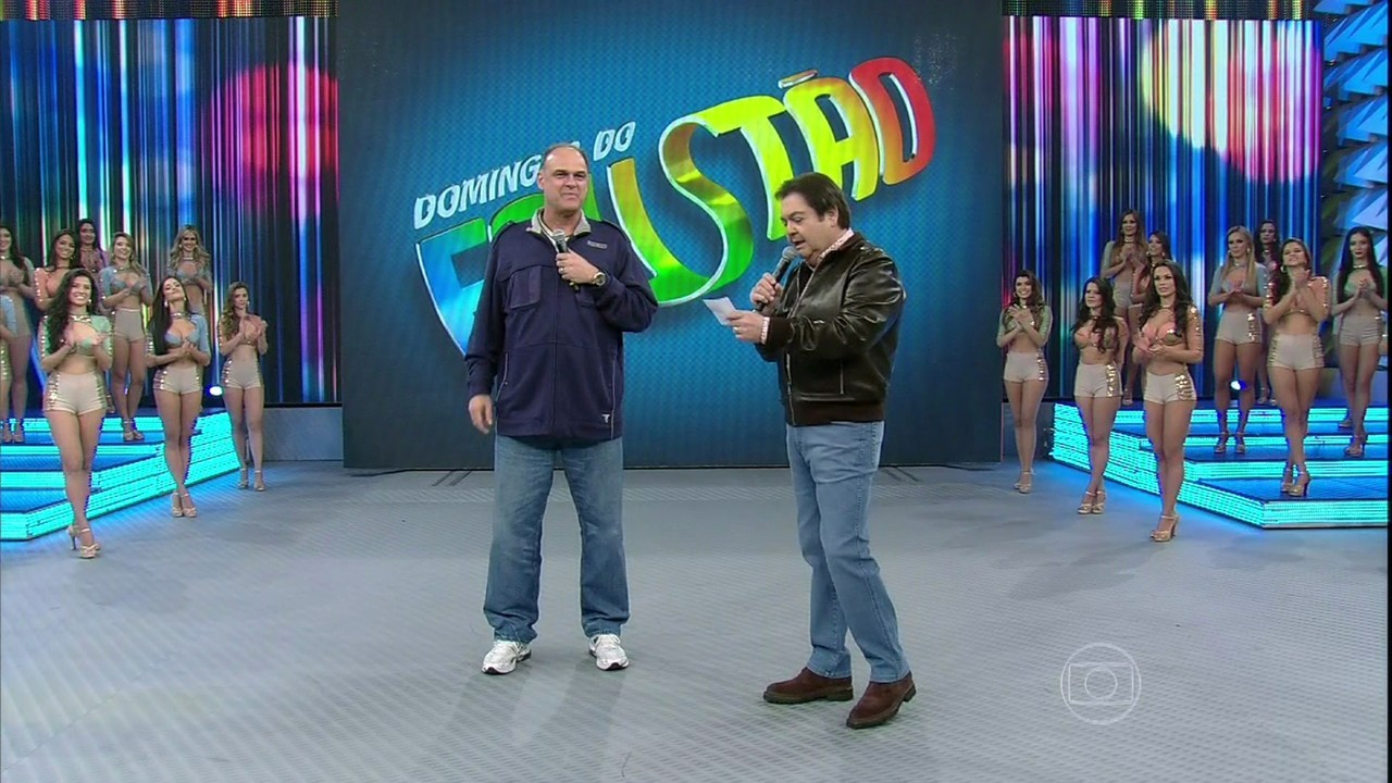 Bem-humorado, Oscar Schmidt deu lição de vida ao falar do câncer no cérebro no Domingão do Faustão