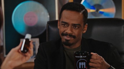 Hans manda Mila sabotar a comida do restaurante dos primos