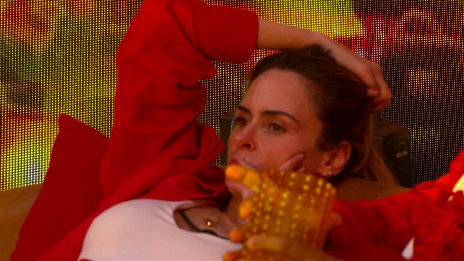 Ana Paula Renault observa comportamento de Chaiany e conclui: 'Ninguém ameaçou o jogo dela como eu fiz'