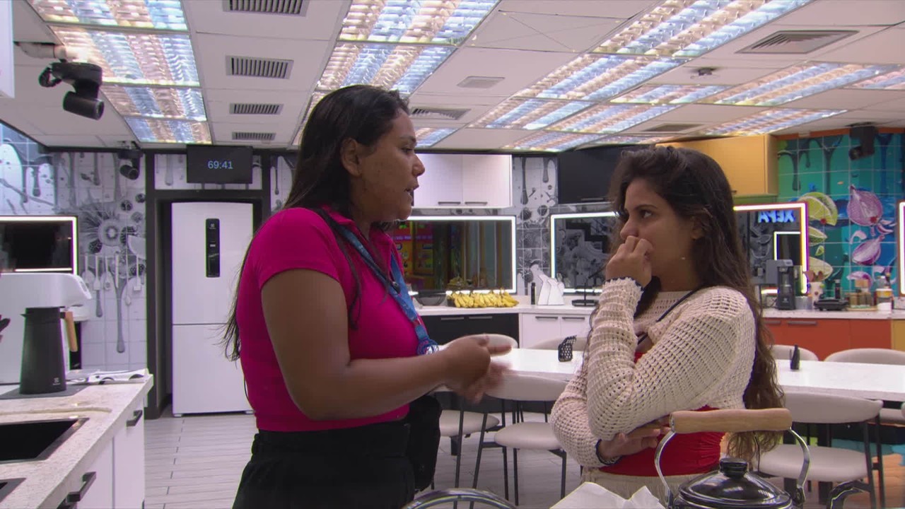 Chaiany dá opinião sobre Alberto Cowboy no BBB 26: 'Não engana ninguém'