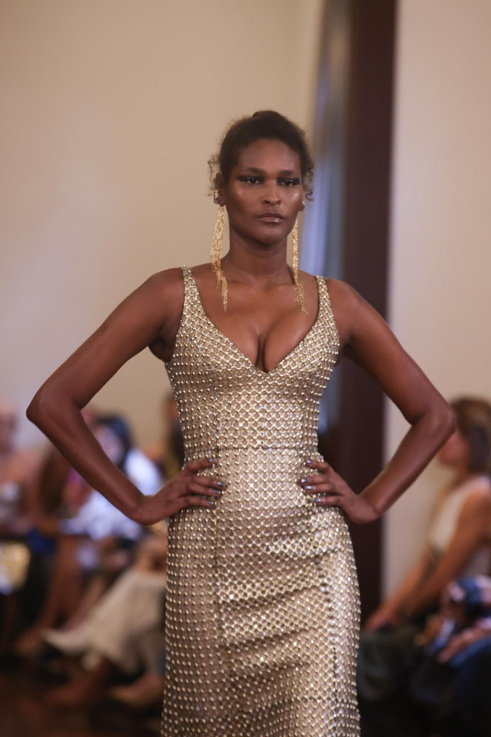 SPFW N59: Patrícia Viera emociona com seu trabalho manual e itens