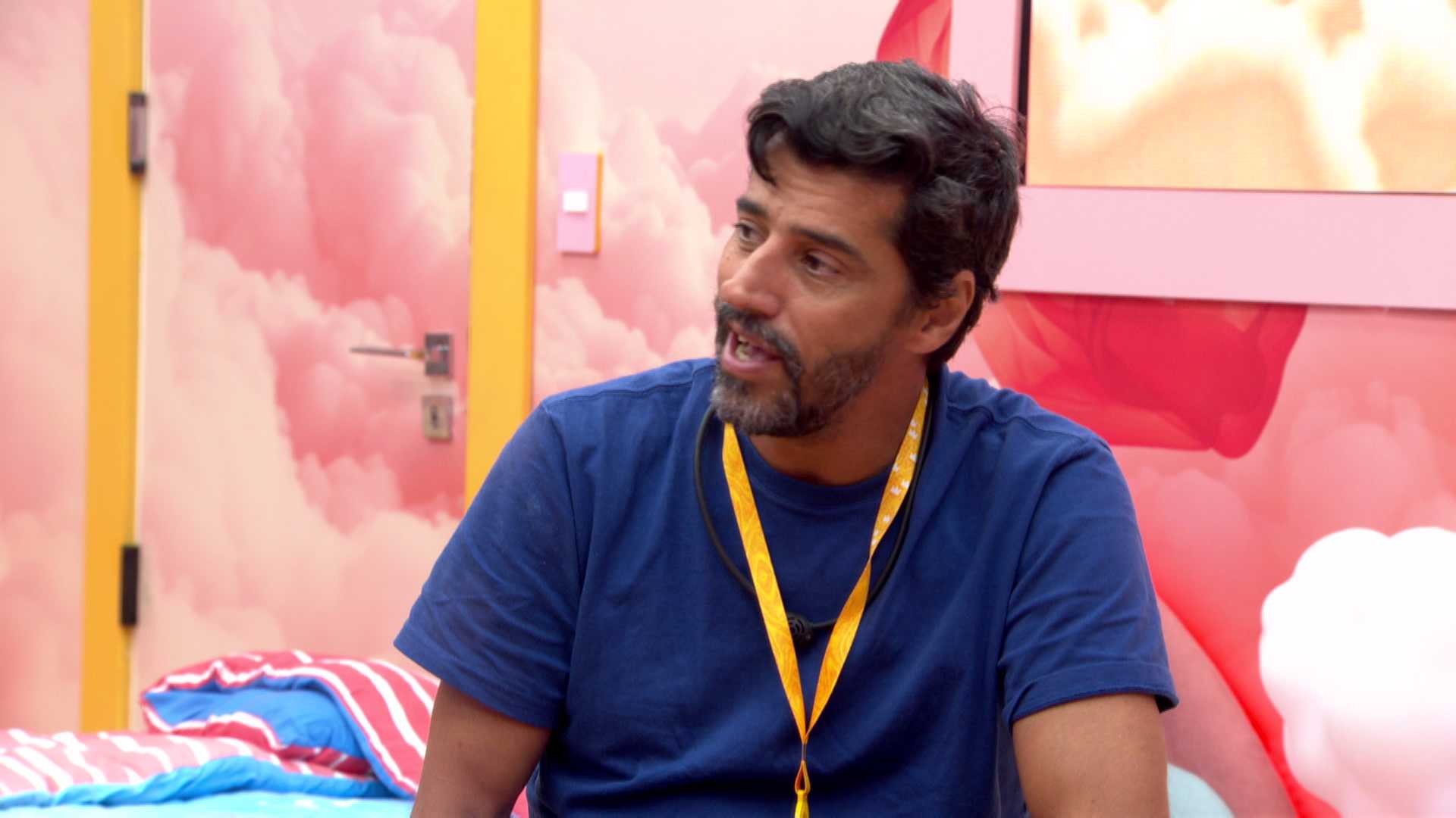 Alberto Cowboy propõe estratégia de votos com Babu Santana: 'A gente está aqui para te ouvir'