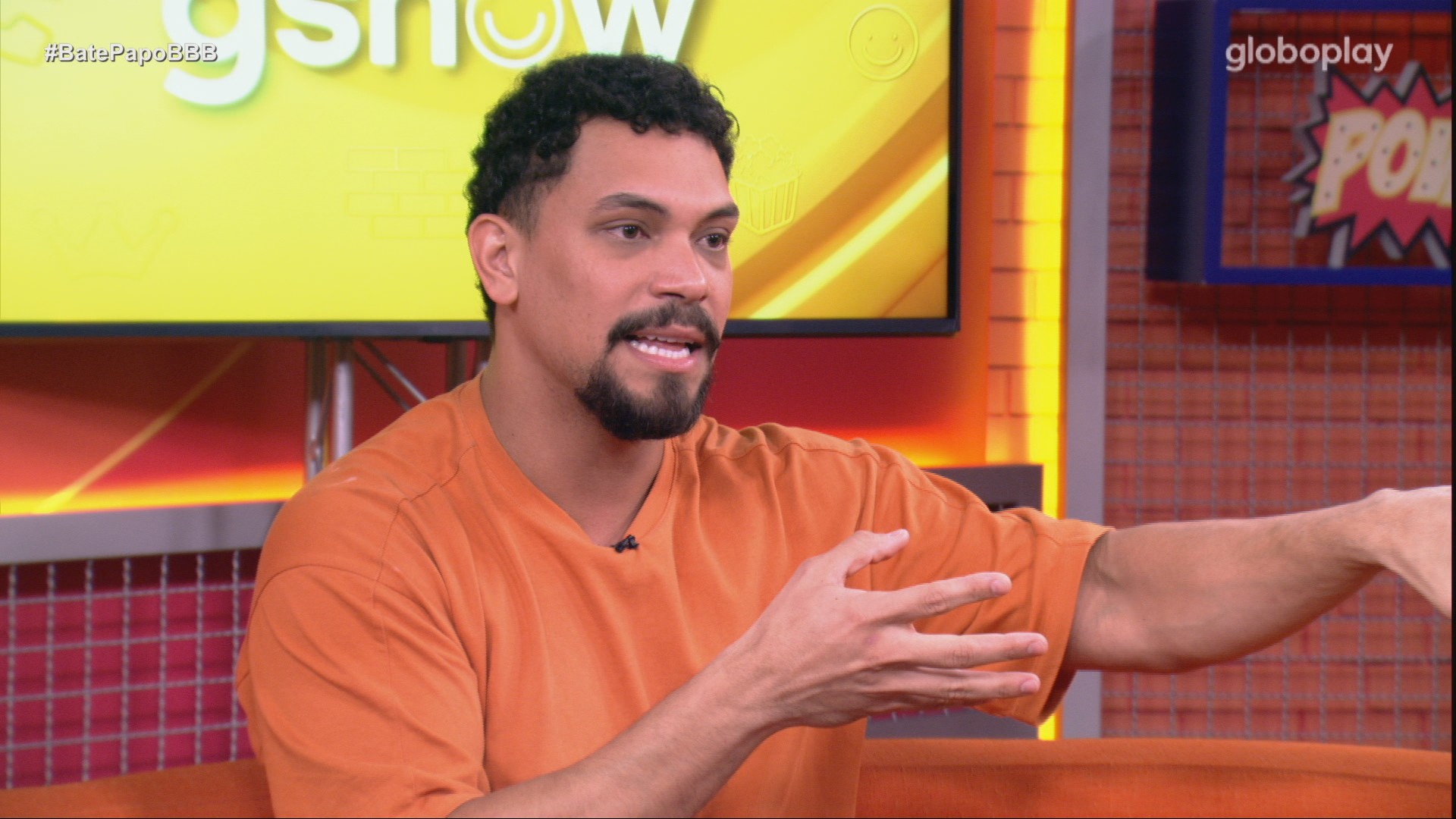 Vinícius critica postura de Renata após Vitrine do Seu Fifi: 'Tinha outro ar na casa'